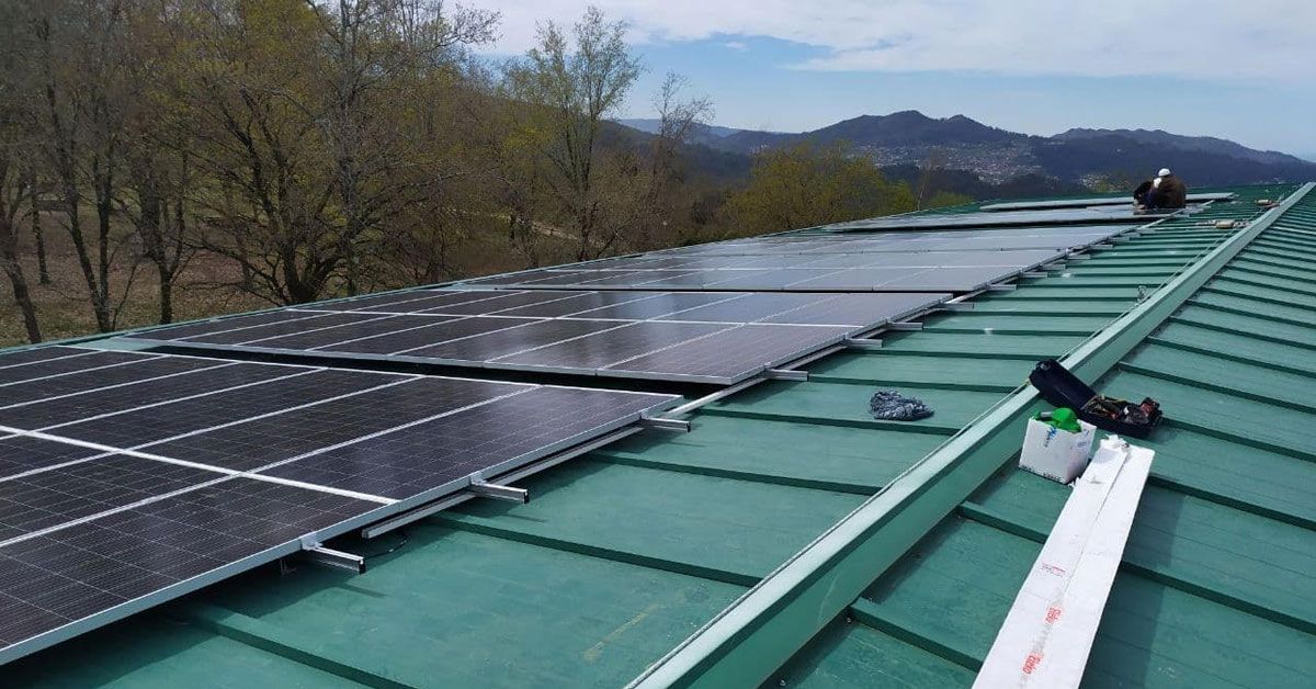 paneis solares explotacions agricolas gandeiras