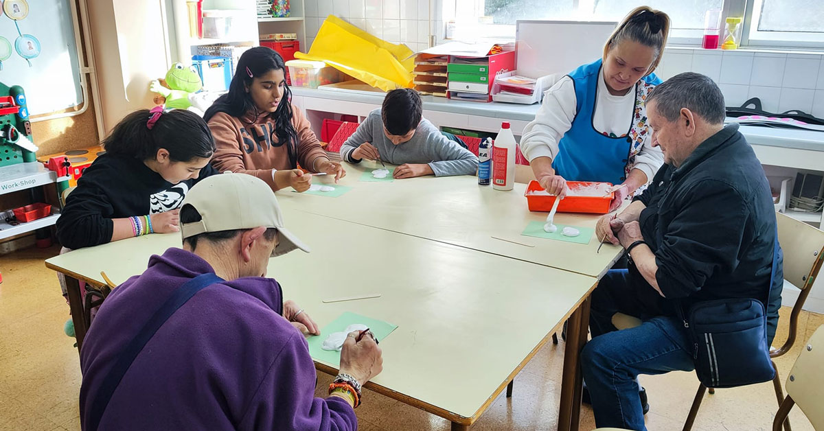 usuarios de vivendas sociais Samos no ceip