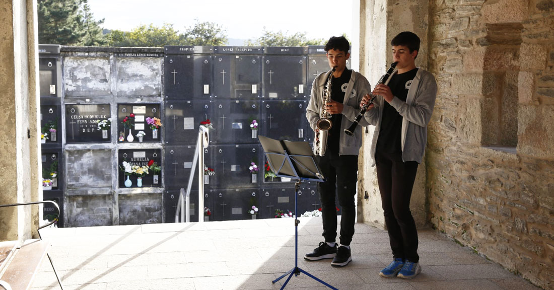 alumnado-escola-música-de-sarria-dia-dos-defuntos