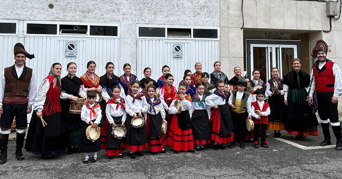Peleriños-nenos-escola-infantil-Sarria