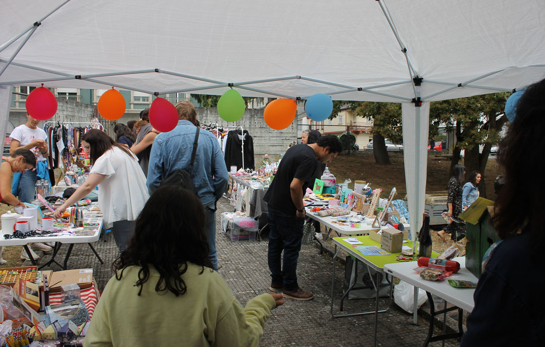 Feira-Solidaria-Buenas-Pulgas-Sarria