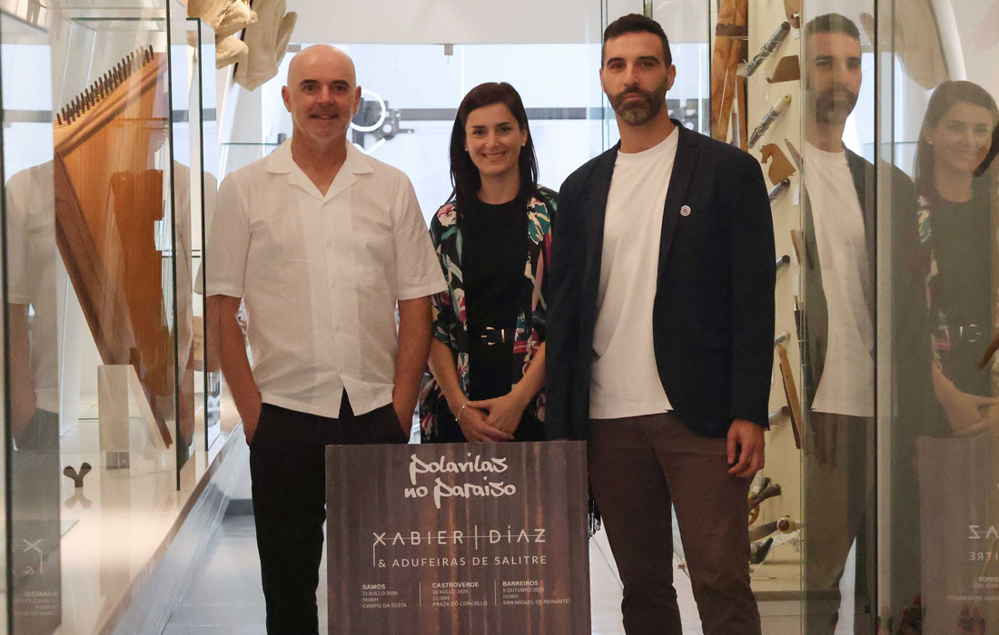 alcaldesa-de-Samos-presentacion-concerto-Xabier-Diaz