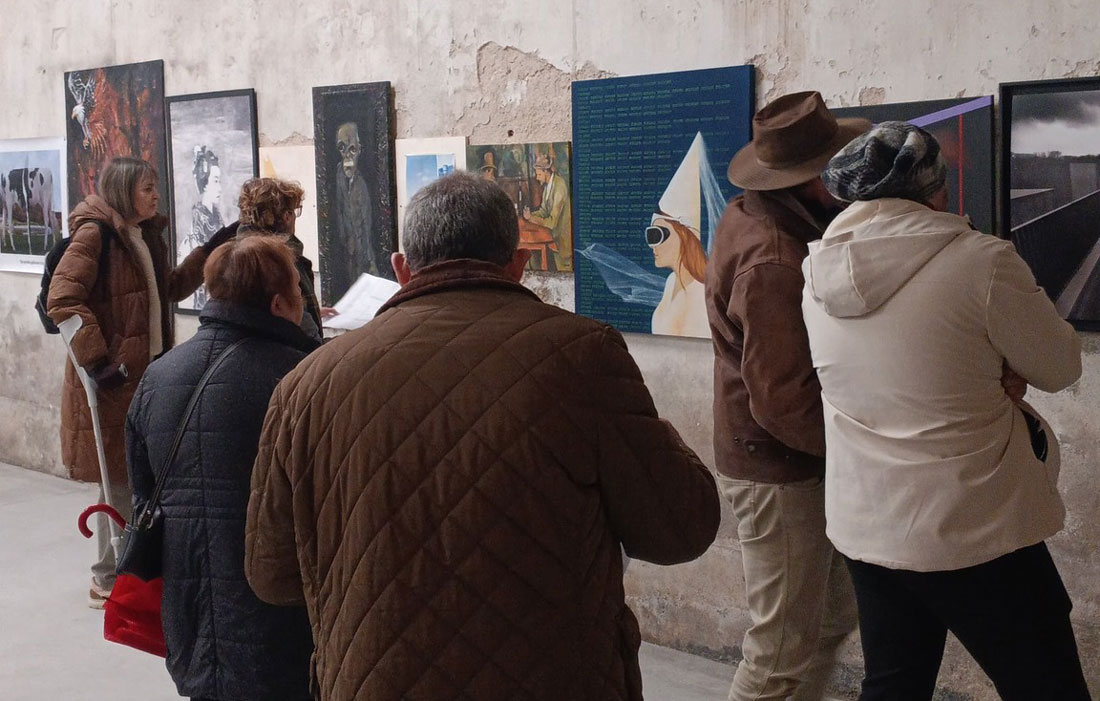 Bis-Barra-na-parede-esta-todo-exposición-Trienal-Asociación-Huhú-Sarria