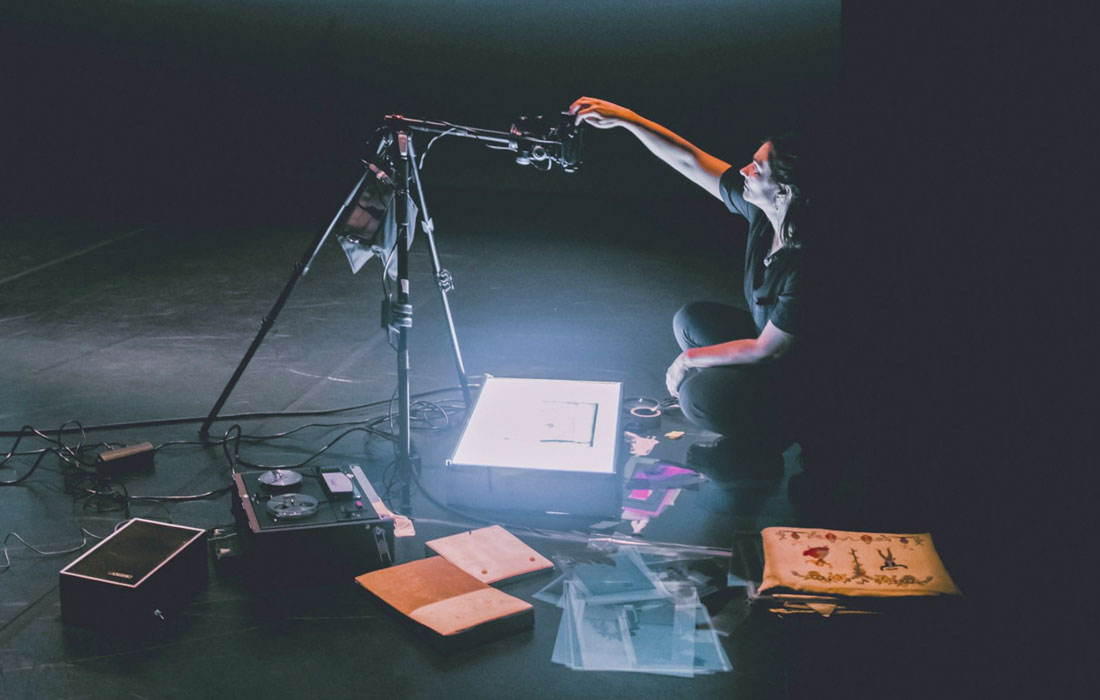 performance-liña-de-tempo-Tania-Crearte-Sarria