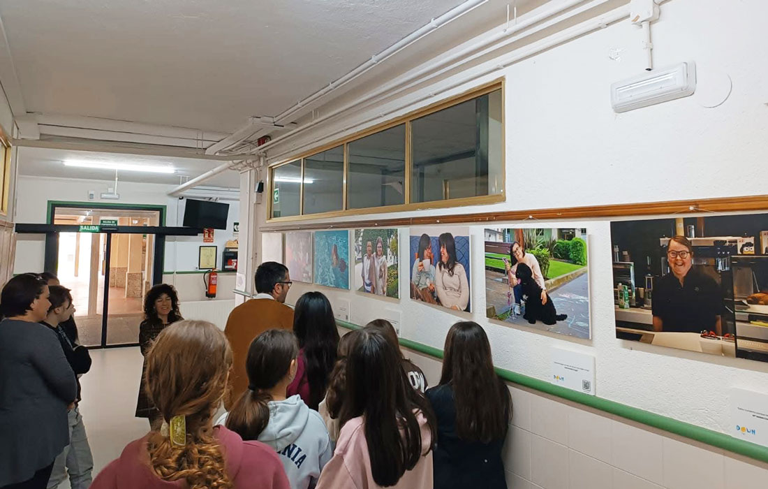 exposición-'Tan-coma-ti'-Down-Lugo-IES-Xograr-Sarria