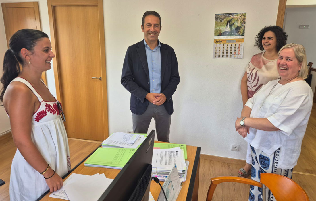 Encontro-alcaldesa-paradela-Vilares-Xunta