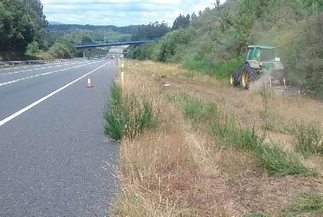 roza desbroce estrada tractor