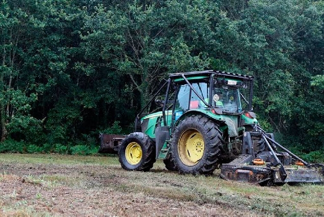 tractor desbrozar maquina roza