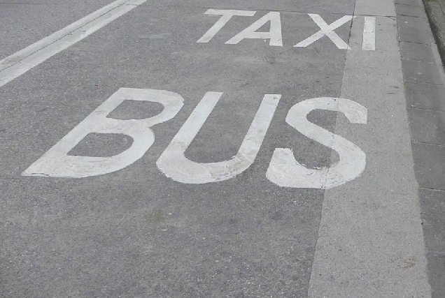 carril-bus-taxi