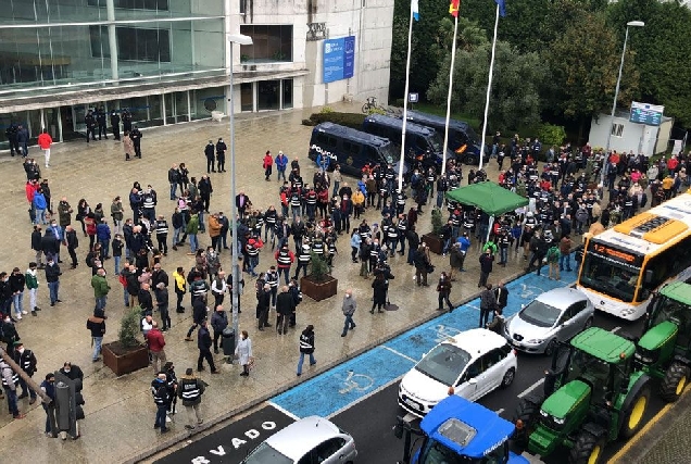 gandeiros tractorada Lugo protesta 4 noviembre1