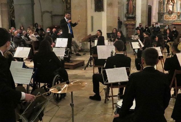 banda musica ribadeo concerto semana santa 2022