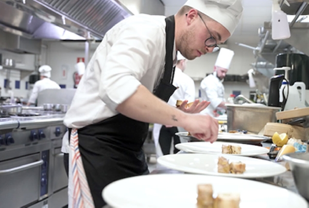 alejandro luis pena sanxillao estudante chef