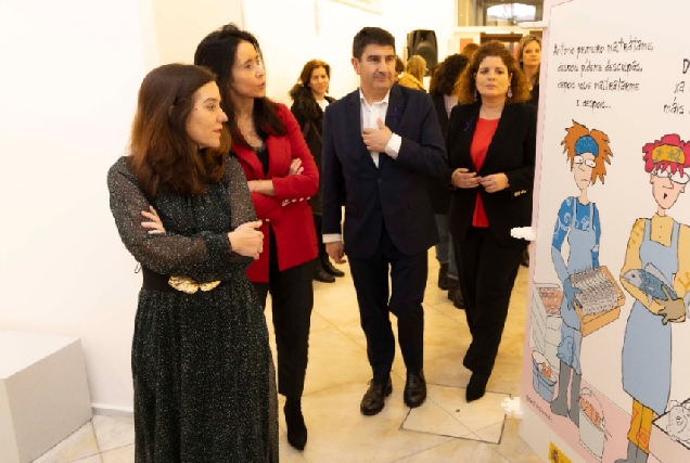 Imaxe da presentación da mostra de humor gráfico da arxentina Diana Raznovich na Coruña