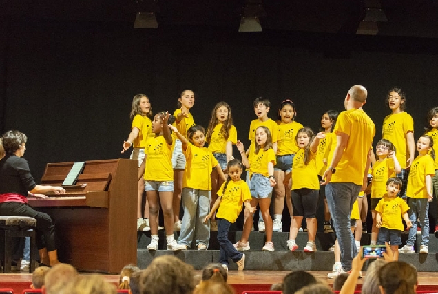 ceip lois tobio Viveiro coro infantil