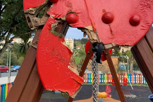 Imaxe do estado do parque infantil A Ribeira en Betanzos