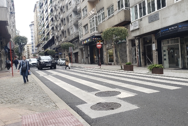 pasos_peons_avenida_habana_Ourense