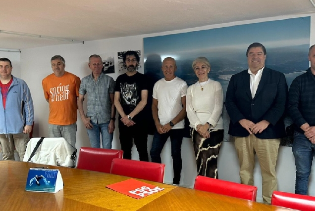 Imaxe da reunión do PSdeG coa Confraría de Pescadores da Ría de O Burgo