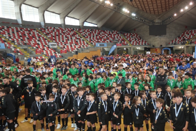 Imaxe da gala de fútbol base no Palacio dos Deportes de Riazor