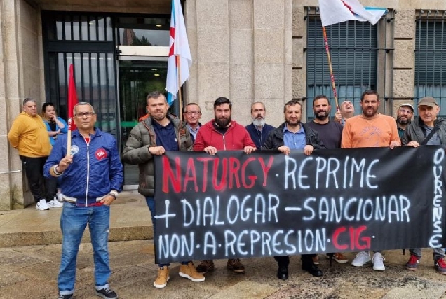 Persoal de Naturgy maniféstase en Ourense