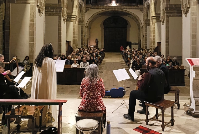 I-Ciclo-de-Música-Medieval-Lugo-De-Trovas-e-Cantigas-Samos