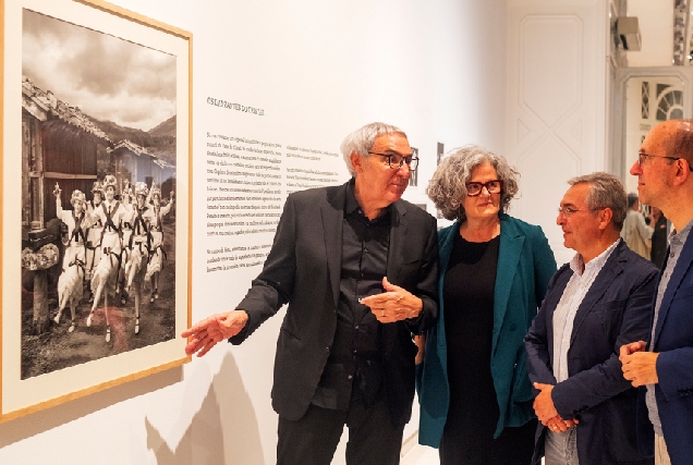 Inauguración da mostra 'O Anxo que nunca fun', de Manuel Outumuro