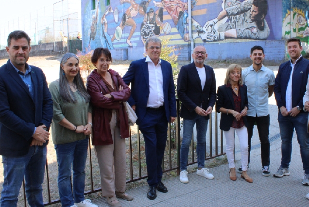 O delegado territorial da Xunta de Galicia en Ourense, Manuel Pardo, visita as obras do CPI Terras de Maside